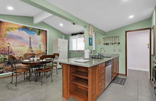 Pixar Pier by OC Adventure Homes - Foto 13