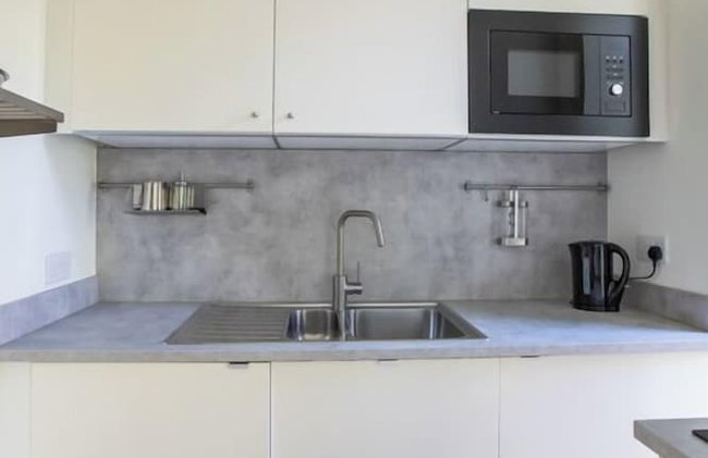 Grand Canal District Apartments - Photo 26