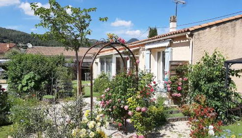 Eclats du Sud, villa les Cigales avec piscine, proche Cassis, meublé de tourisme 3 étoiles - Foto 5