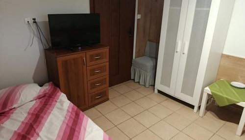 Fenix Grzybno pokoje pracownicze, rodzinne, typu standard,dłuższe pobyty - Foto 4