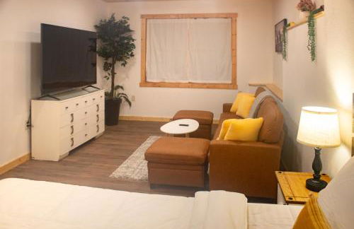 Game Room and 3-Story Deck at Lake Hiwassee Hideaway - Foto 17