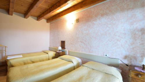 1 Bedroom Nice Apartment In Loiano - Foto 4