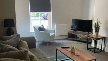 Poplar House by ShortStays4U 2Bedroom house in town centre with free Parking! - Foto 1