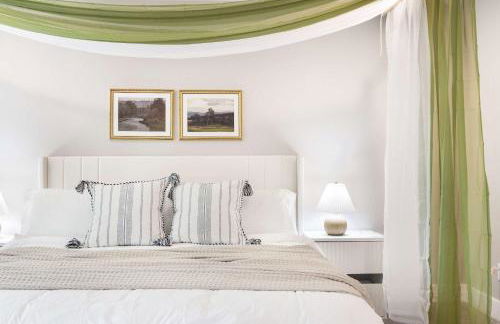 Modern Kirkland 4BR Family Oasis Kids Paradise - Photo 42