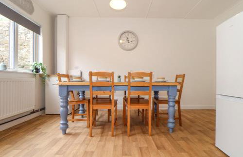 Small Hillman - Photo 8