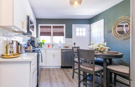 Family friendly & 5-mins to downtown Graham - Foto 16