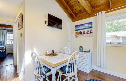 Shorelands Resort Cottage 24 - Photo 5