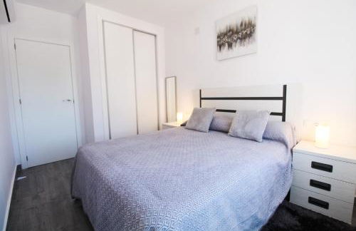 Costa Blanca Bungalow Lago jardin frente piscina 4 personas #PRP001 by Stay Orihuela Costa - Foto 16