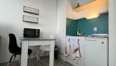 Studio calme proche de la gare - Foto 4