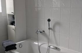 " FeWo am Hof " Große Wohnung mit zwei Schlafzimmern, seperate Küche und großem Bad - Foto 24