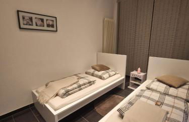 Zentrales City-Apartment mit Garage und Arbeitsplatz geeignet für Business und Familie - Foto 32