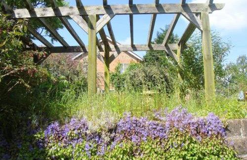 The Farmhouse - Photo 21