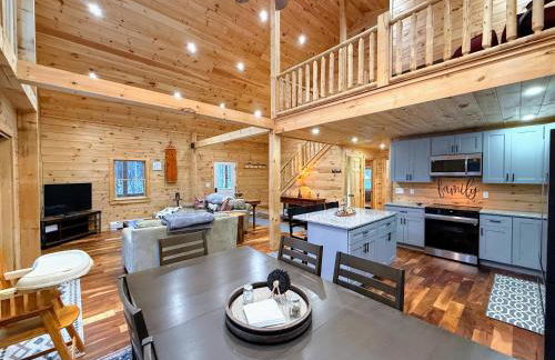 2S New log cabin in Bethlehem - privacy, firepit, great location! - Photo 12