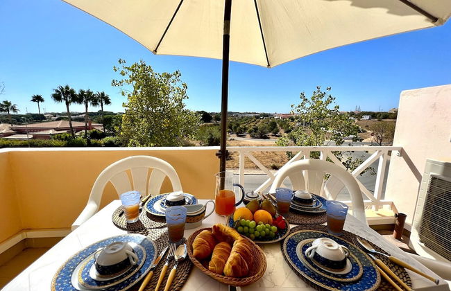 Albufeira Valley 1 With Pool by Homing - Photo 17