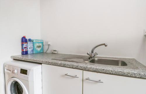 Coach House - Photo 35