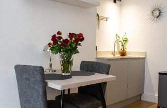 City Nights, TV Bed, Free Parking, Nr Plymouth Hoe - Foto 36