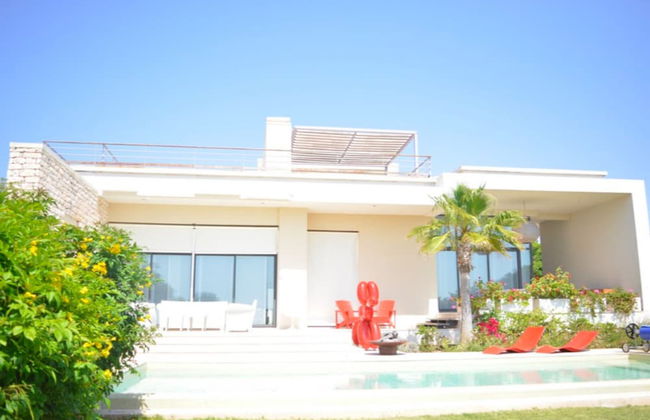 Magnificent 4 Bedroom Villa With Swimming Pool - Foto 35