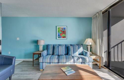 0402 Modern Greece condo - Photo 10