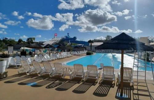 MobileHome Chaleureux Camping 4 étoiles Siblu Les Charmettes - Foto 8