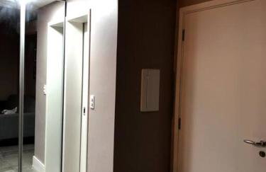 Lindo Studio 5min Av Carlos Gomes e Consulado USA - Foto 19