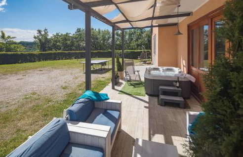 Lovely Home In Tinjan - Photo 25