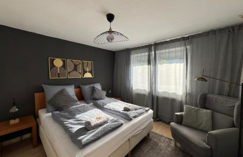 Central Comfort Home with Garden - Foto 3