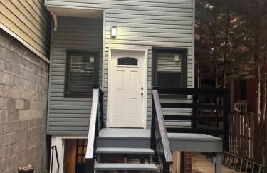 Large DUPLEX Apt 2Bdrm 1Den-Metro - Foto 8