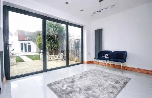 Beautiful Bright Three Bedroom House in Brighton and Hove with free parking - Foto 11