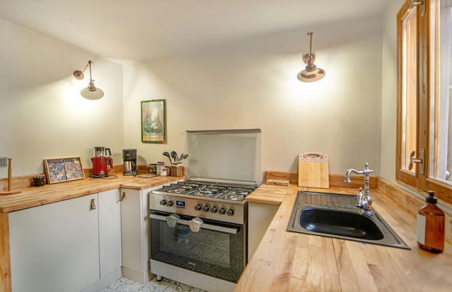 Cozy Oasis With Lovely Backyard in Fethiye - Foto 6