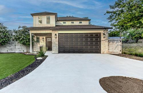 6BD Retreat for 14 with Fire Pit Patio & Lake Access - Foto 6