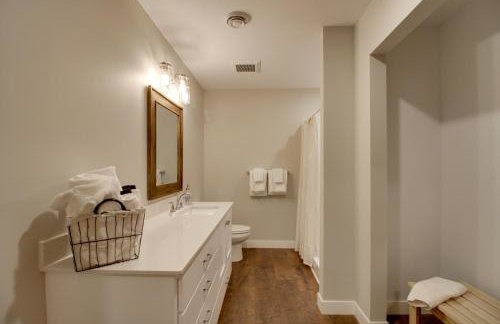 Pet Friendly Lakefront Home Dock, Kayaks and More! - Foto 27