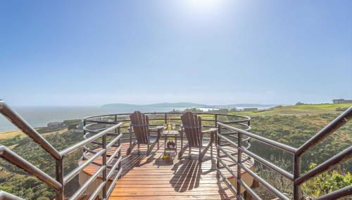 Expansive Ocean-View Retreat with Home Theatre & Spa - Foto 2