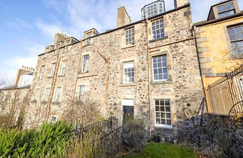 JOIVY Beautiful apartment, private garden, Calton Hill - Foto 82