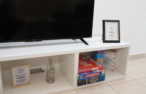 INDIVIDUAL APARTMENTS - Zentrale, ruhige Wohnung in Innenstadt - Küche, Parkplatz, Terrasse, SmartTV, Netflix - Foto 16