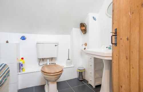 Beach Cottage - Photo 23