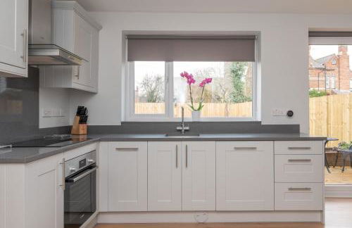 51 Main Avenue Luxurious Modern York House with Garden & Parking Pass the Keys - Foto 18