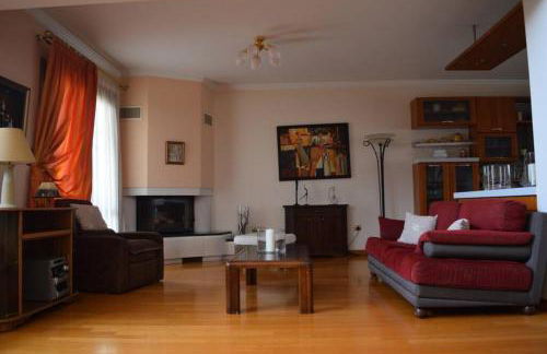 Seaside Villa Lagonisi - Photo 9