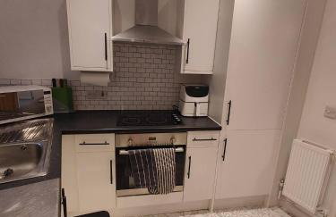 Central Caversham Reading one bed flat - Photo 9