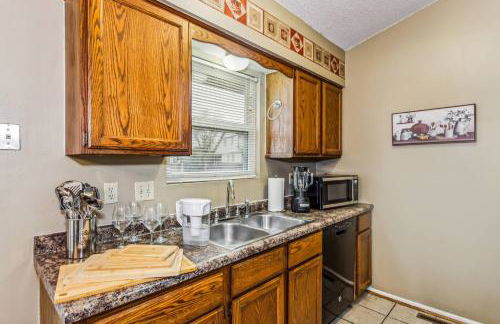 Theater, King&PoolTable with PrivateHotTub - Foto 16