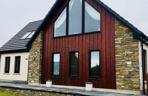 Switha - Luxury home in Stromness, Orkney with outstanding views and hot tub - Photo 1