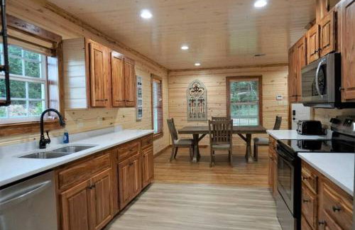Toledo Queen Lakefront Custom 4 BR Home, Boathouse - Foto 28