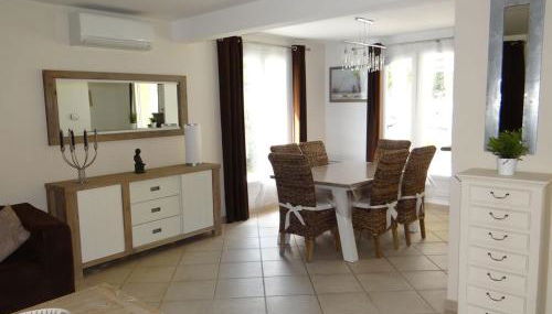 Golf de Pont Royal Villa du Lac climatisée 3 chambres Piscine chauffée Parking et Garage - Foto 5