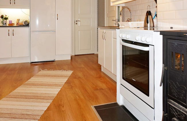 5 Person Holiday Home in Savsjo - Foto 10