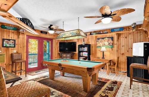 BearHavencabinfun 3 story Log Cabin Mountain View,Hot Tub, sleeps 10 - Foto 43
