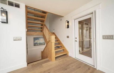 Beachfront Haven - Sunset Views - Hot Tub - BBQ - Family Friendly - Foto 28