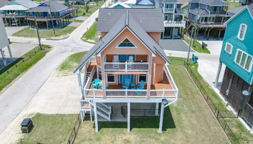 Beautiful Front Row Views - Tiki Bar - Playground - Foto 2