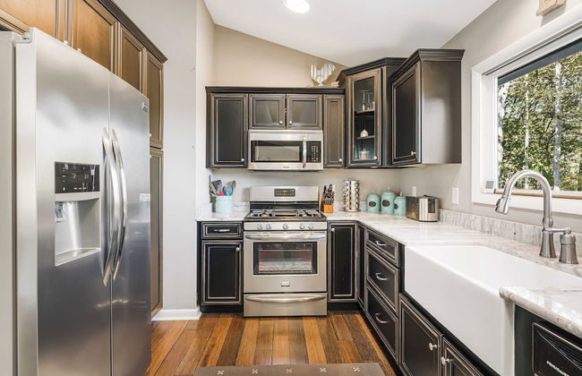 Cabin in the Sky by Avantstay Deck w/ Views - Foto 17