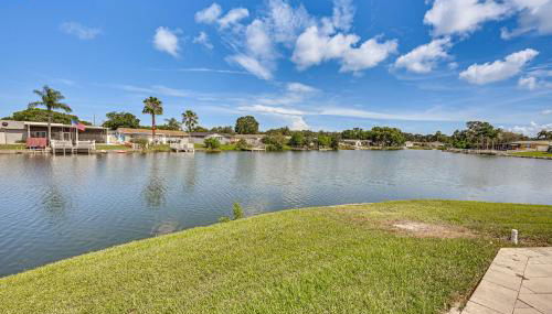 Sunset Views and Hot Tub Lakefront Holiday Retreat! - Foto 2