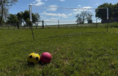Siedlisko Stara Poczta Podlasie z jacuzzi, basenem i dużym ogrodem - Foto 57
