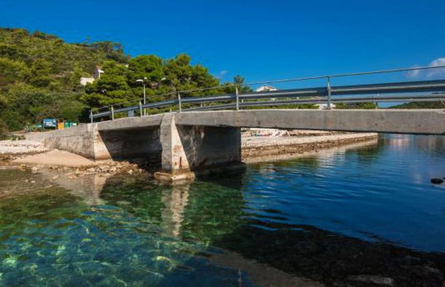 Apartments Bruna Lastovo-standard One Bedroom Apartment With Balcony and Sea View-crveni - Foto 9